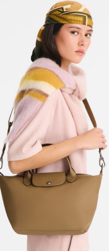 Odkrijte svet Longchamp: Eleganca, ki preživi čas